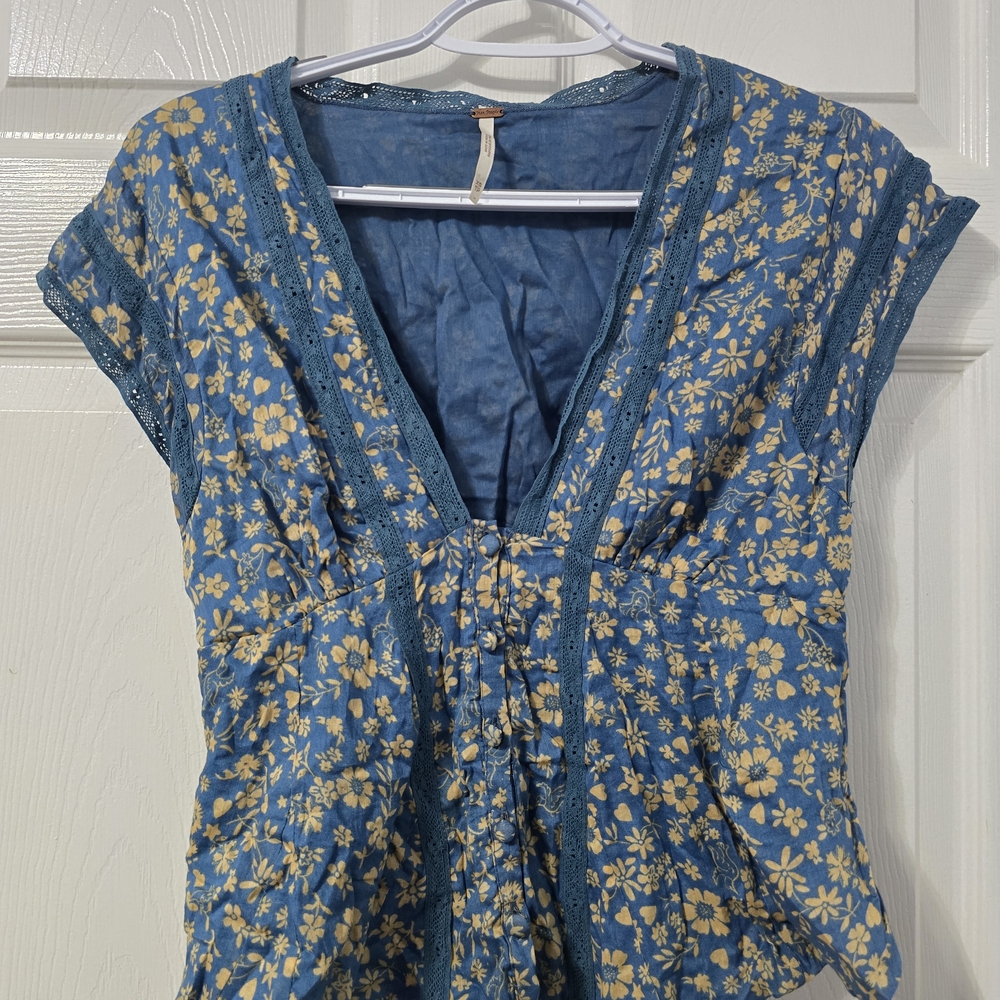 Floral Blue and Yellow Women's Top 1066